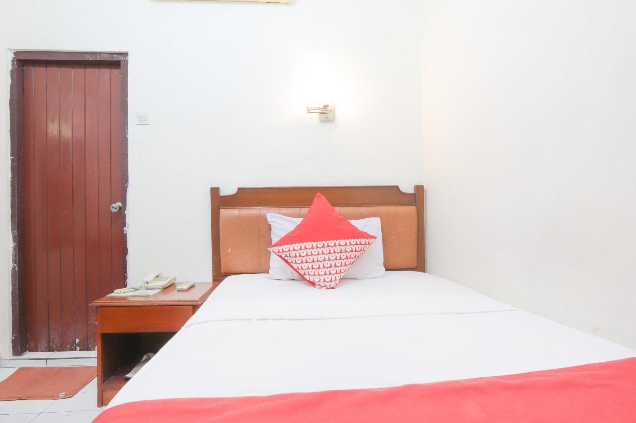 Oyo 108 Hotel Surya Jakarta Extérieur photo