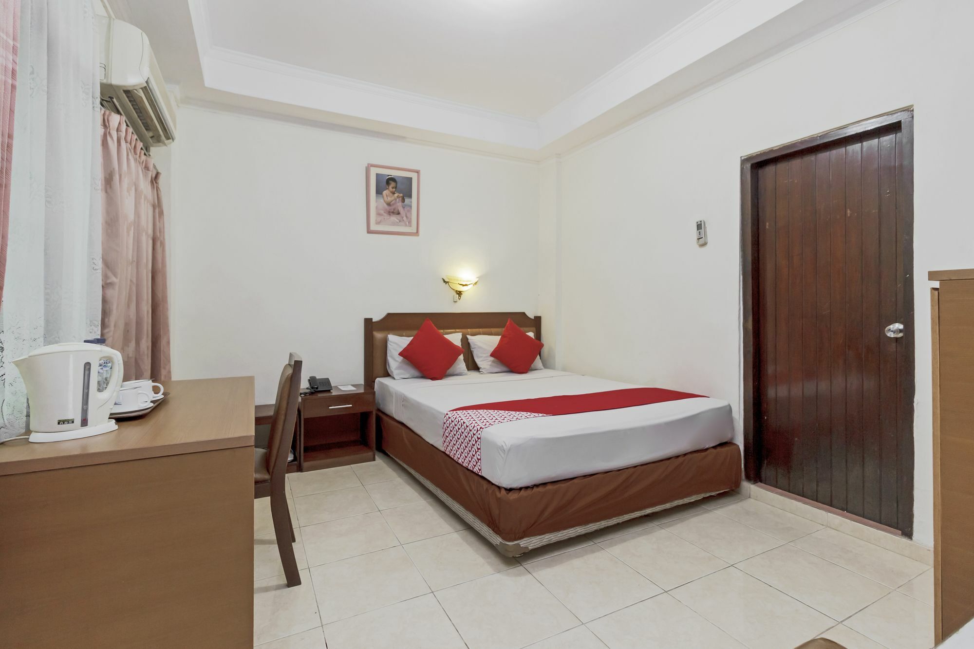 Oyo 108 Hotel Surya Jakarta Extérieur photo