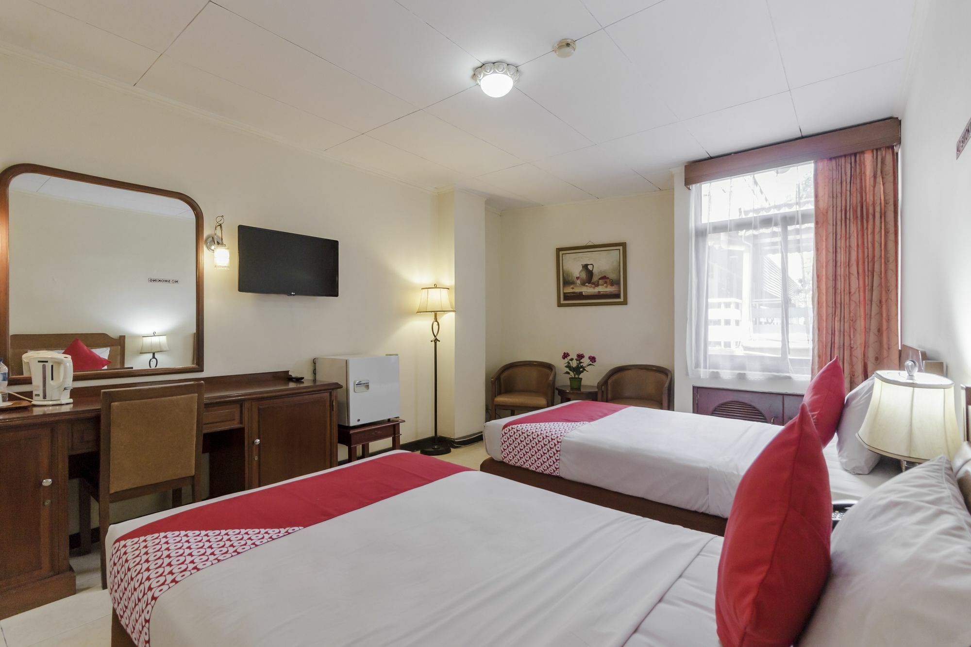Oyo 108 Hotel Surya Jakarta Extérieur photo
