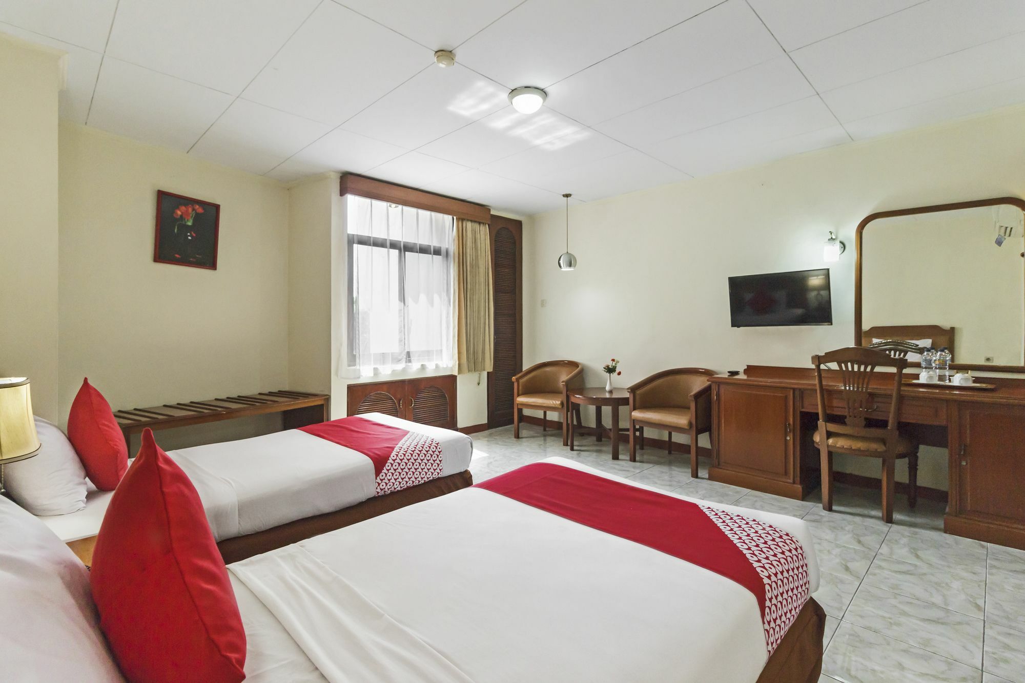 Oyo 108 Hotel Surya Jakarta Extérieur photo
