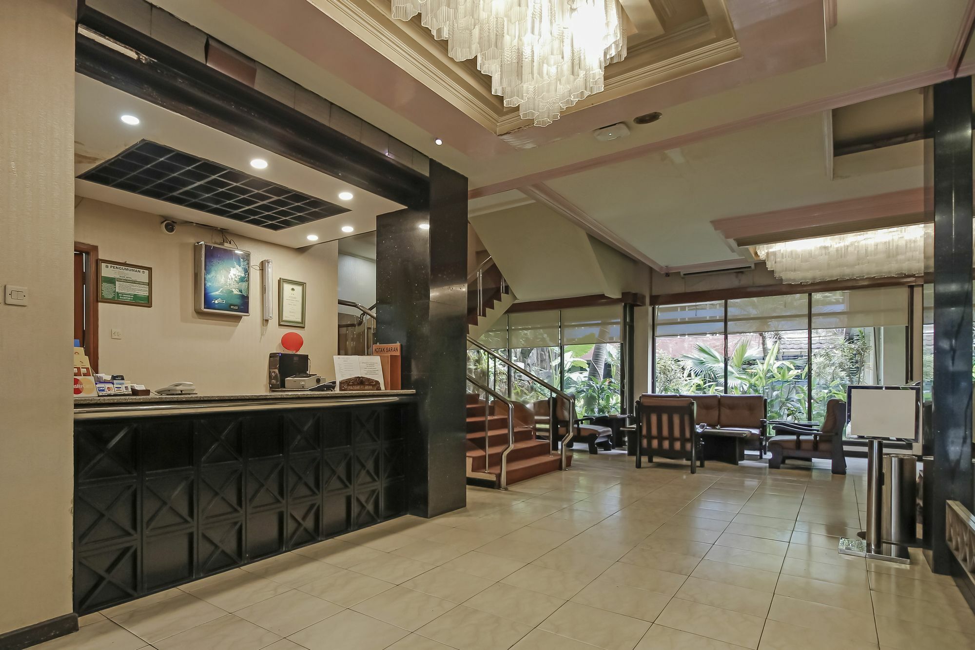 Oyo 108 Hotel Surya Jakarta Extérieur photo
